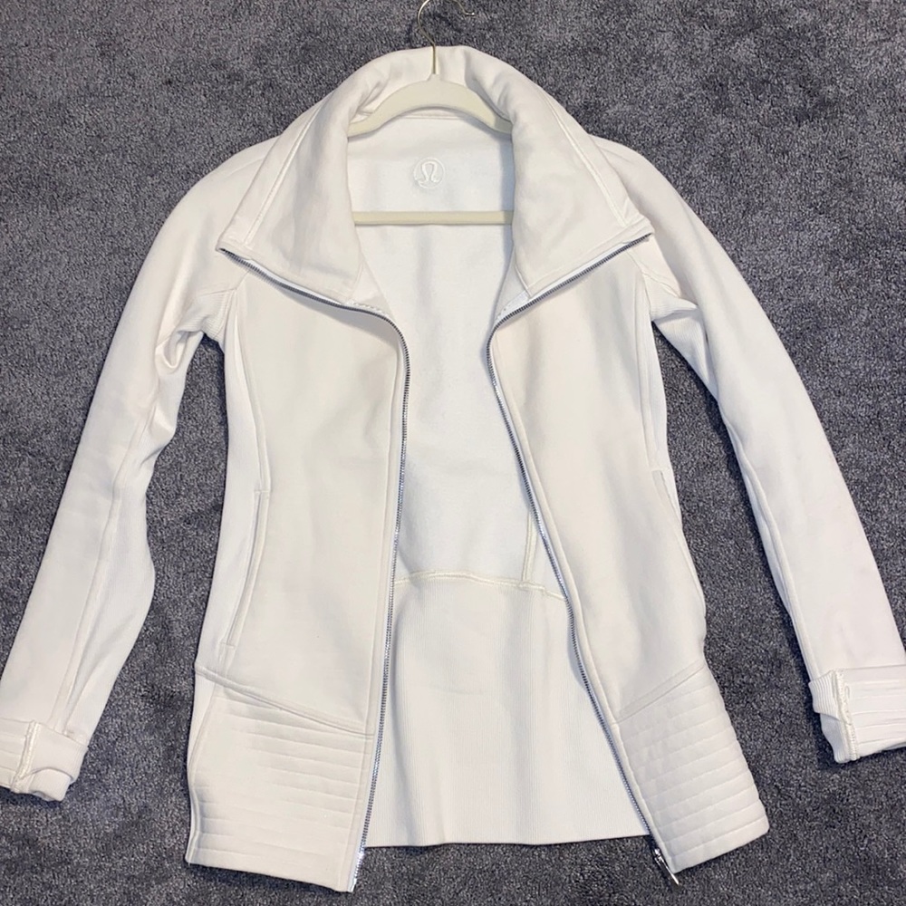 Lululemon jacket